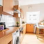 Trocadero Eiffel Cozy Apartment